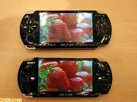PSP 2000 vs PSP 3000: new screen kicks ass – Destructoid