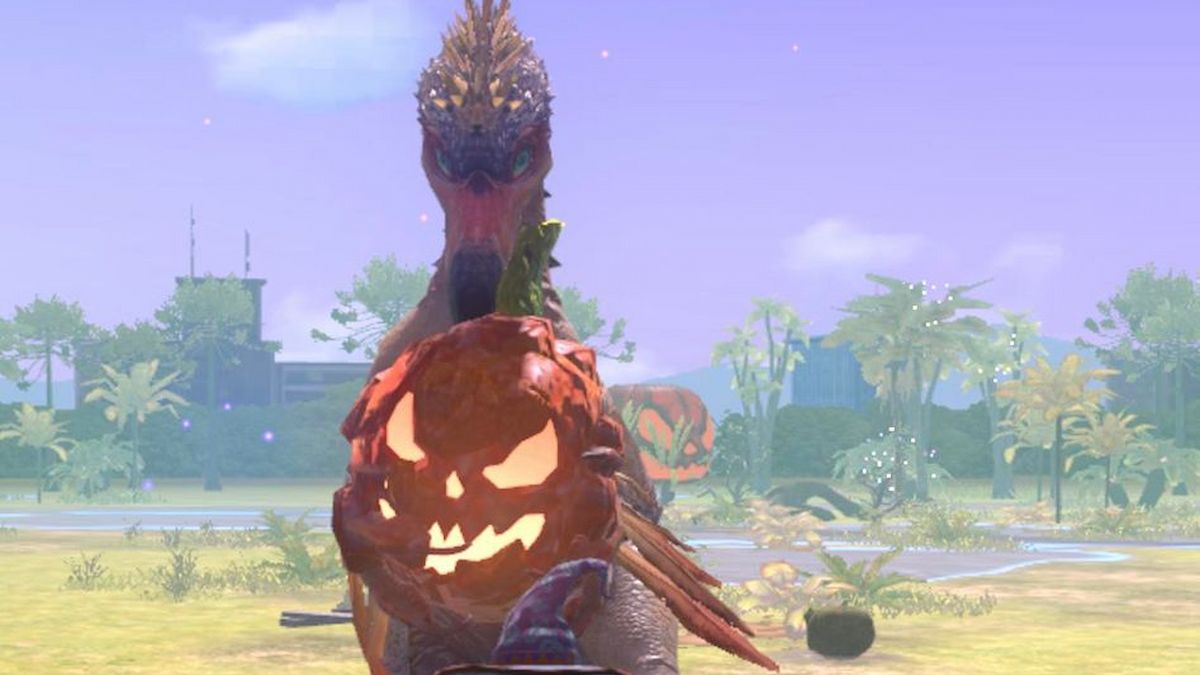 Kulu-Ya-Ku holding a pumpkin-like rock in the Monster Hunter Now Halloween event