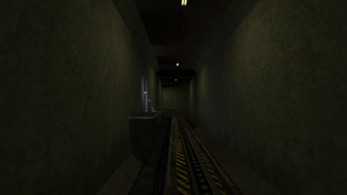 Half-Life: a security guard bangs on a door as the monorail goes past.