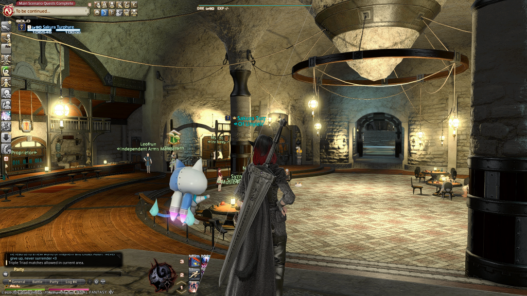 Comparison between the UI being present and removed in Final Fantasy XIV