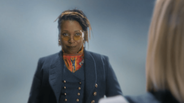 Jo Martin als flüchtiger Doktor in „Doctor Who“