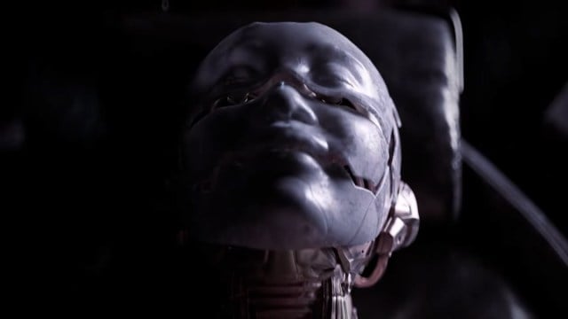 Ein Teaserbild aus dem Destiny 2 Future-Stream, das eine Person mit biotechnischem Aussehen und rissiger violetter Haut zeigt