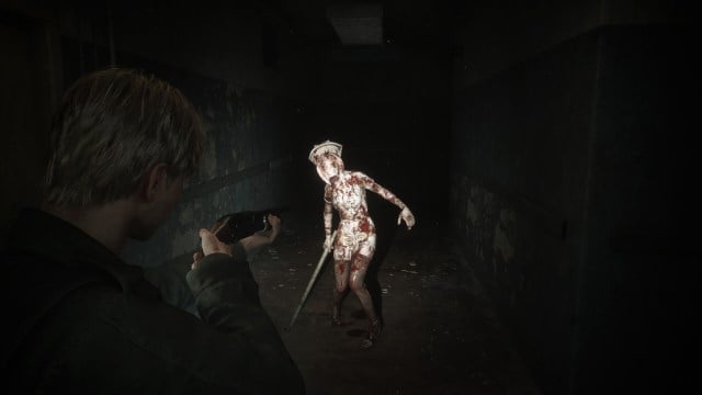 Silent Hill 2 remastered gameplay shot