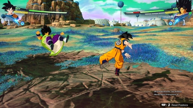 Goku performs a grab in Dragon Ball Sparking Zero. 