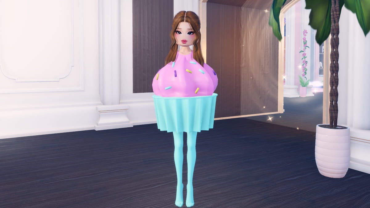 Roblox Dress to Impress cupcake costume