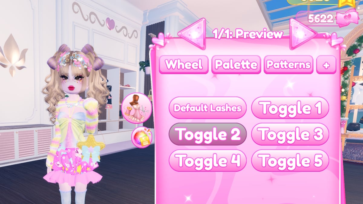 The pink toggle menu in Dress to Impress